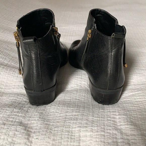 Franco Sarto side zip black leather ankle boot - Picture 3 of 5